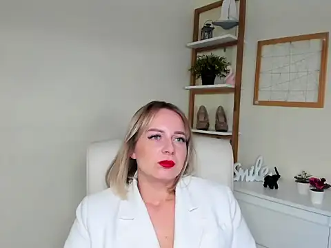 Karenblond's cam snapshot