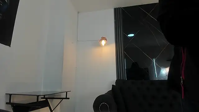 Andre_cloefoxx_'s cam snapshot