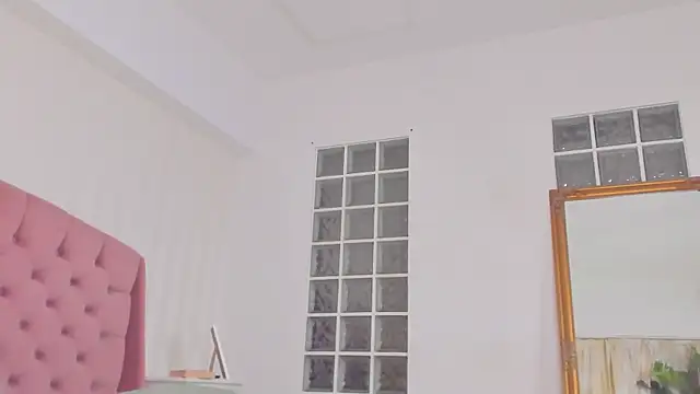 JassyeJoy live sex cam