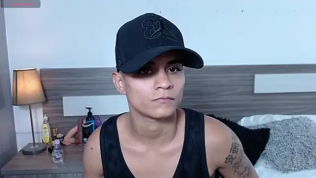 Liiamthompson live sex cam