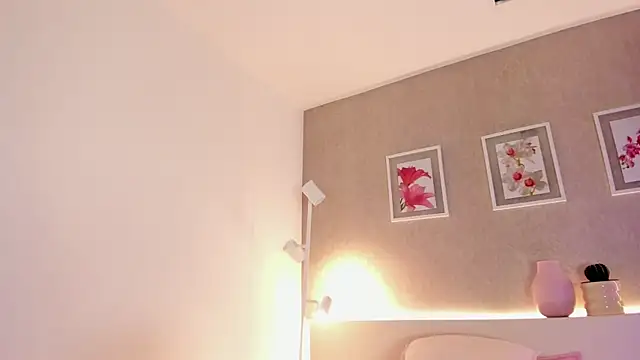 roxannegomez live sex cam