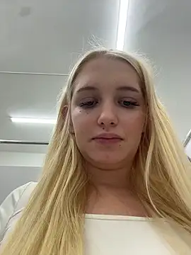 Milkyy_wway live sex cam