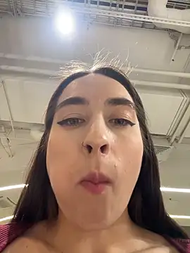 Holly_Play live sex cam