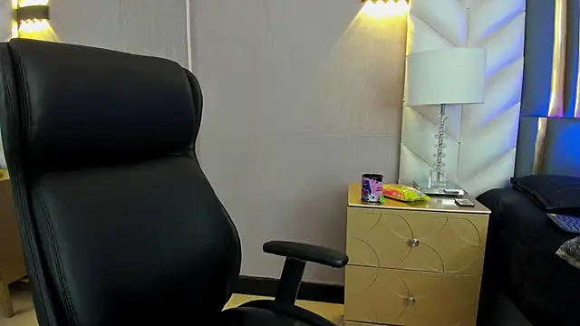 ChloeHarper_ live sex cam