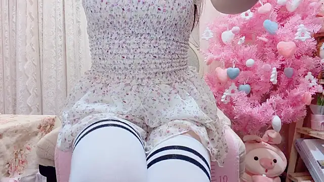 Rellababyy live sex cam