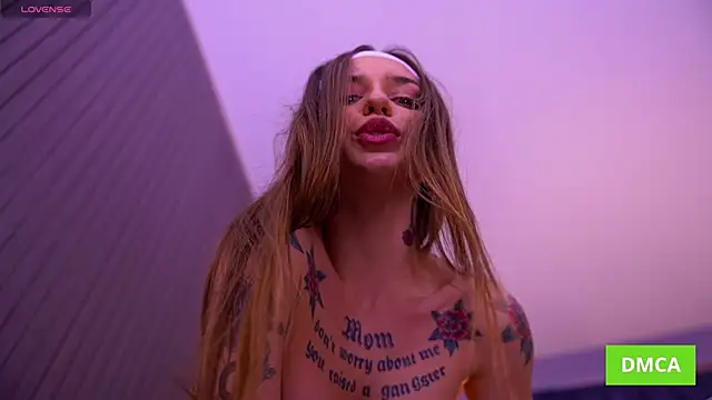 Deeptalkss live sex cam