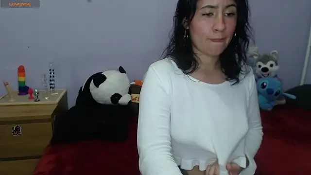 Megan_hotwife_'s cam snapshot