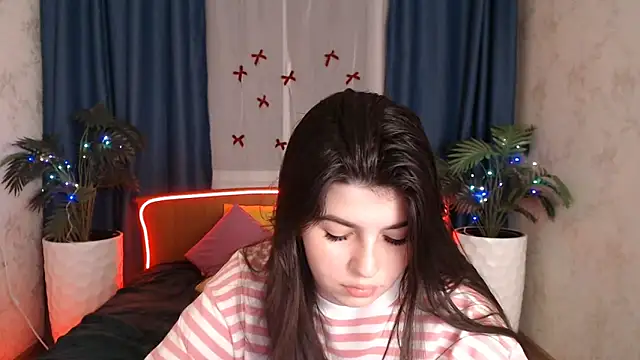 KisaModel's cam snapshot