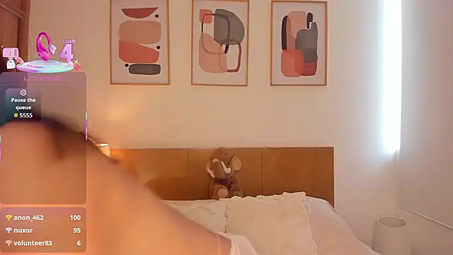 Mia_walker_x's cam snapshot