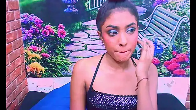 IndianPretty1's cam snapshot