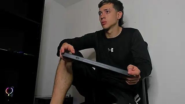 Dimitri_higth420's cam snapshot