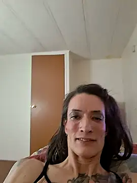 MaitressePomme3's cam snapshot