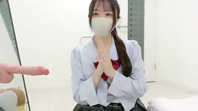 _Mia_land_ live sex cam