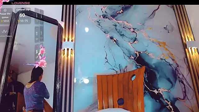 khiara_moretti live sex cam