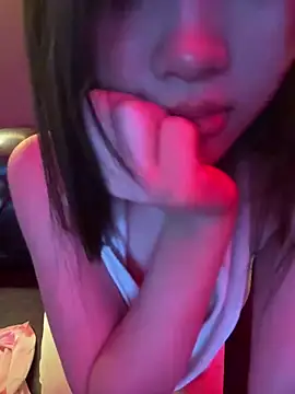 -Bibi-18 live sex cam