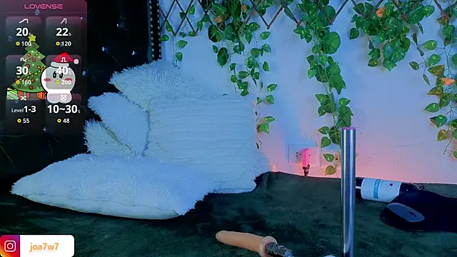 Levii_Ackermann live sex cam