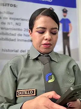 Ariana-07 live sex cam