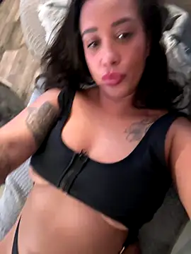 CassieBlaze live sex cam