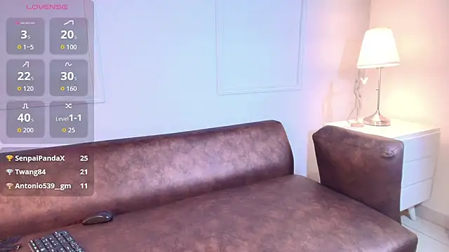 Bellaryy live sex cam