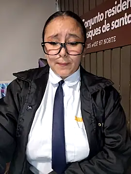 Cute_Penelope live sex cam