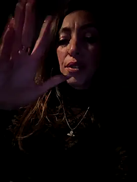 Amani_thewolf live sex cam