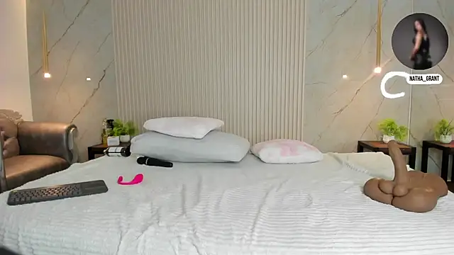 nathassa_grant live sex cam