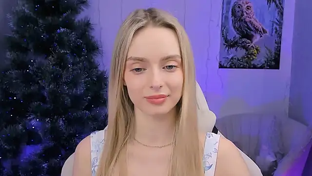 JuliaBrewwer's cam snapshot