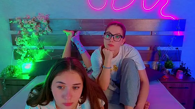 MargaretMorris's cam snapshot