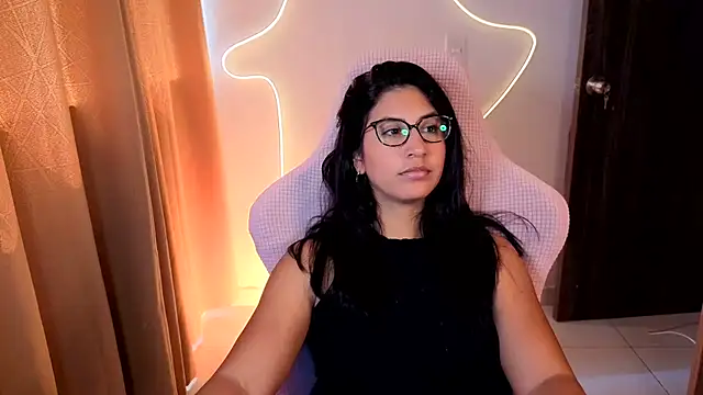 chloebum_'s cam snapshot