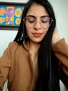 Astrid-- live sex cam