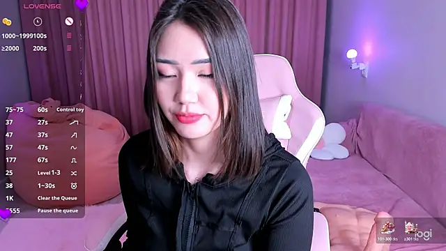 Momo_Ayase_ live sex cam