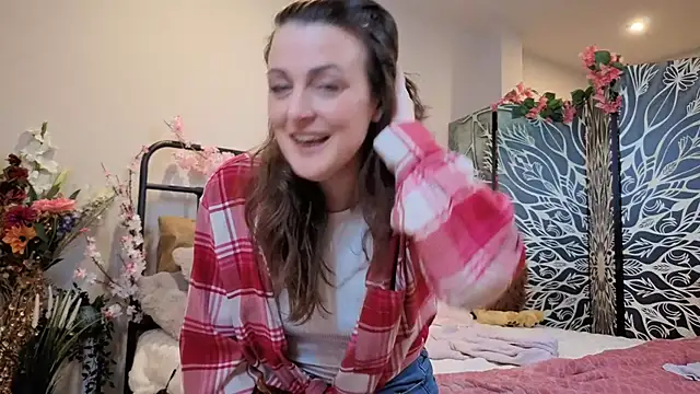 cumtomama live sex cam