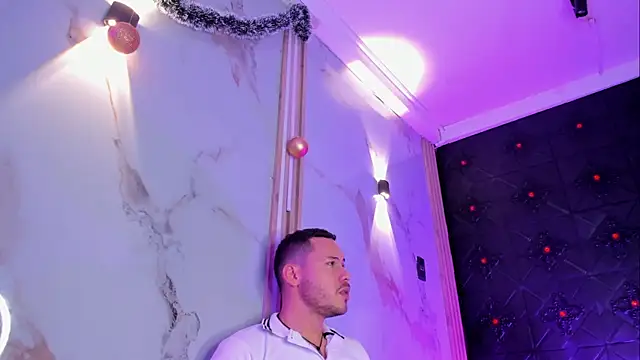 Aron_and_molly live sex cam