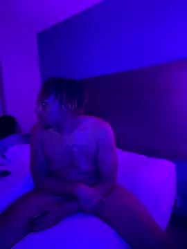 BigMfLuther live sex cam