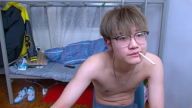 KK-cuteboy's cam snapshot