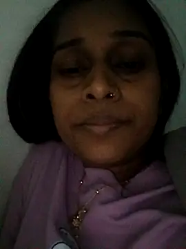 nehakapoor89's cam snapshot