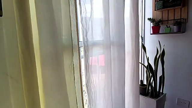 Adam_Valenciia live sex cam