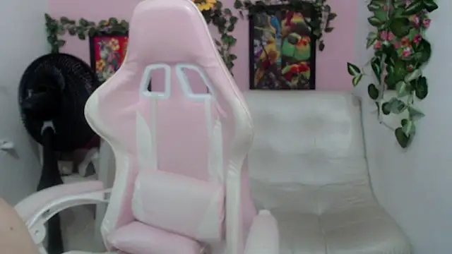 stepmother_105's cam snapshot