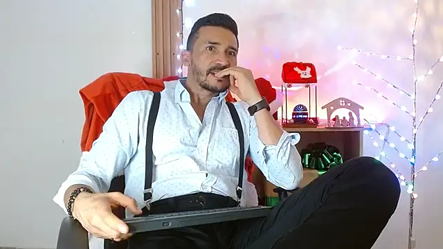 Reiko_85_ live sex cam