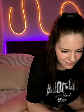 Mila-Jasmin's cam snapshot