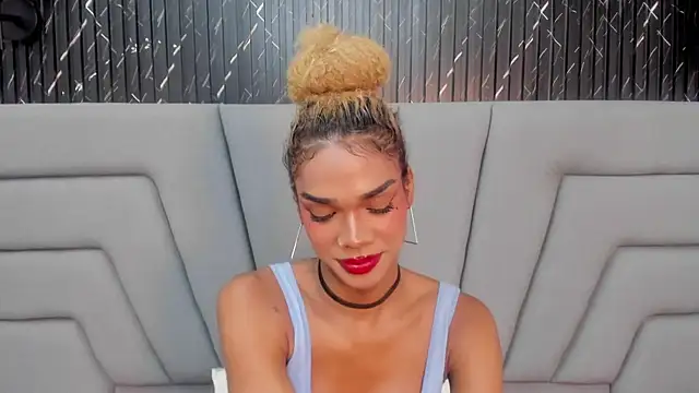 NaomiSteward live sex cam