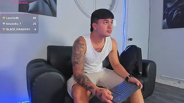 Cristopher_strong live sex cam