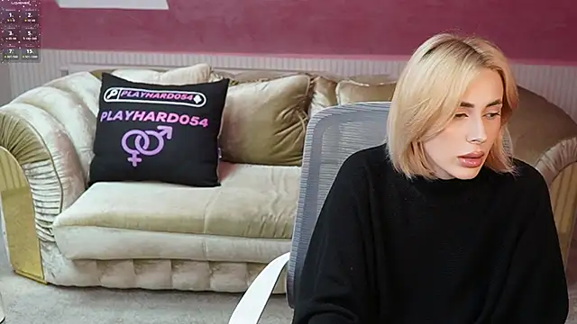 Kara_cat's cam snapshot