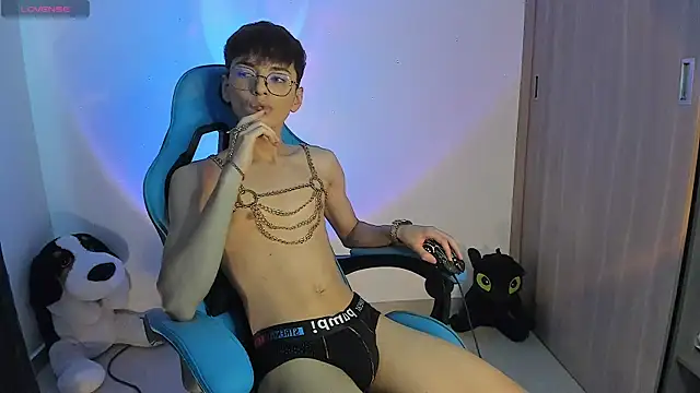 RYO_BLEU_ live sex cam