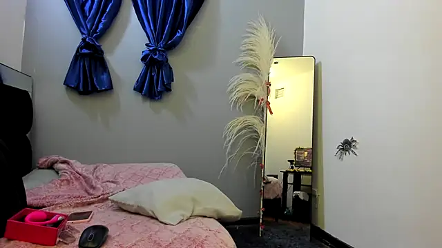 ShairaMarss's cam snapshot