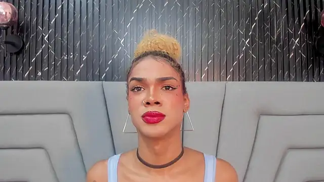 NaomiSteward live sex cam