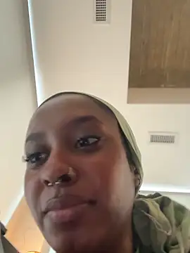 Your_Paris live sex cam