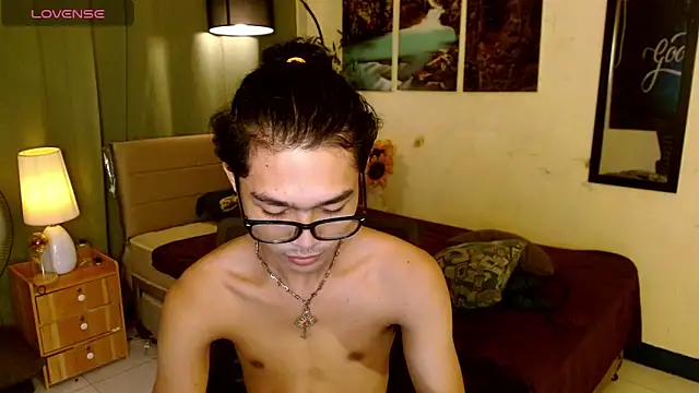 AsianCarl live sex cam