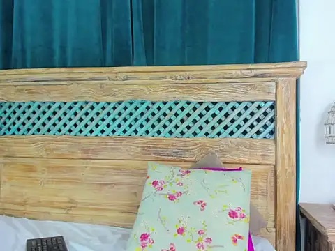 Chelsea_Russell01's cam snapshot