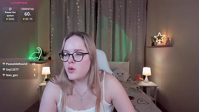 SallyPratt's cam snapshot